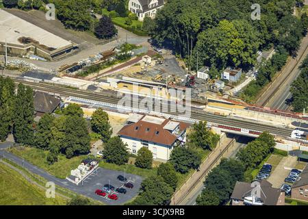 Vue aérienne, gare principale de Voerde, chantier de construction du pont Steinstrasse, métro piétonnier et chantier de construction du pont Bahnhofstrasse, développement de Banque D'Images