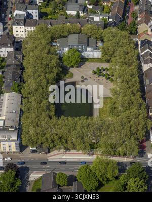 Vue aérienne, Schillerplatz, maison de retraite, Hamm, région de la Ruhr, Rhénanie-du-Nord-Westphalie, Allemagne, vue sur la ville, urbain, architecture, bâtiments, rues, squ Banque D'Images
