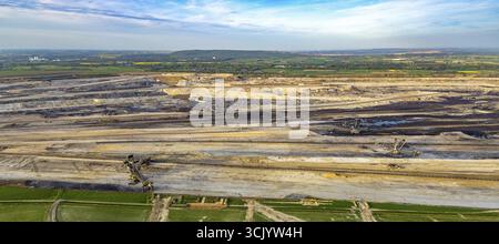Vue aérienne, mine de lignite à ciel ouvert Inden de RWE Power AG, fourniture de la centrale électrique de Weisweiler, pelle sur roues à godets, zone minière de lignite rhénane, Inden Banque D'Images