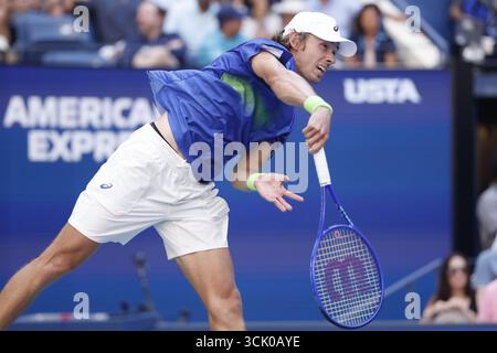 Alex de Minaur d'Australie pendant le jour 11 des US Open Tennis Championships 2025, tournoi de tennis du Grand Chelem le 3 septembre 2025 au USTA Billie Jean King National Tennis Center à Flushing Meadows, Queens, New York, États-Unis Banque D'Images