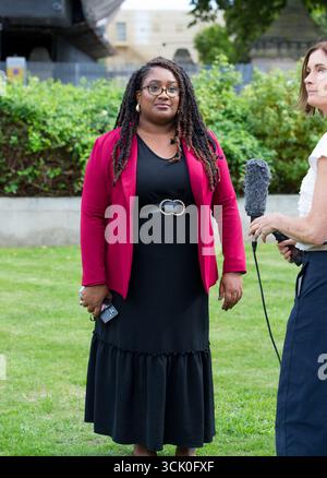 Londres, Royaume-Uni. 09th Sep, 2025. La députée travailliste Bell Ribeiro-Addy est interviewée dans Westminster Credit : Richard Lincoln/Alamy Live News Banque D'Images