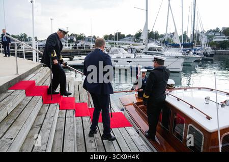 Oslo, Norvège. 09th Sep, 2025. Oslo 20250909. Le roi Harald, la reine Sonja et le prince héritier Haakon débarquent du navire royal de Norvège. Photo : Fredrik Varfjell/NTB ce texte est traduit automatiquement crédit : NTB/Alamy Live News Banque D'Images