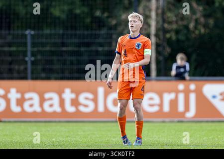 Grave, pays-Bas. 09th Sep, 2025. GRAVE, 09-09-2025, Sportpark de Kranenhof, saison 2025/2026, International Youth Friendly, match entre les pays-Bas u17 et la Belgique u17. Photos montre Boaz Plantinga, joueur de moins de 17 pays-Bas crédit : Pro Shots/Alamy Live News Banque D'Images