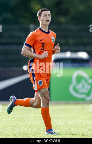 Grave, pays-Bas. 09th Sep, 2025. GRAVE, 09-09-2025, Sportpark de Kranenhof, saison 2025/2026, International Youth Friendly, match entre les pays-Bas u17 et la Belgique u17. Les photos montrent le joueur néerlandais de U17 Teun Bens crédit : Pro Shots/Alamy Live News Banque D'Images