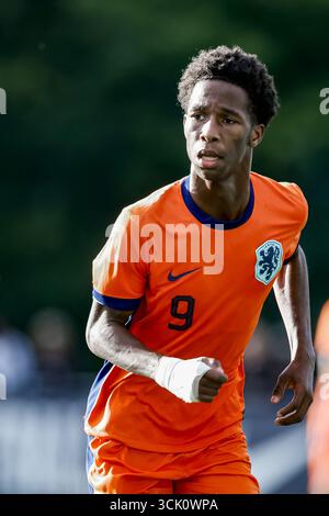 Grave, pays-Bas. 09th Sep, 2025. GRAVE, 09-09-2025, Sportpark de Kranenhof, saison 2025/2026, International Youth Friendly, match entre les pays-Bas u17 et la Belgique u17. Photos montre Jerayno Hunte joueur néerlandais de U17 crédit : Pro Shots/Alamy Live News Banque D'Images