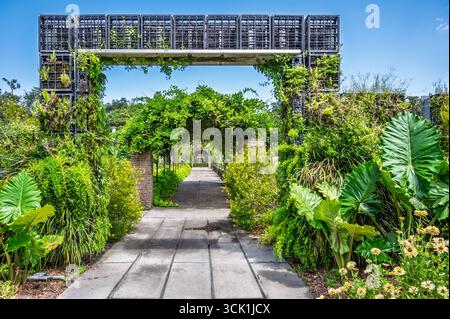 Jardin botanique de la Nouvelle-Orléans, entrée dans le jardin de l'arrivée, situé dans le New Orleans City Park, Louisiane, États-Unis. Banque D'Images