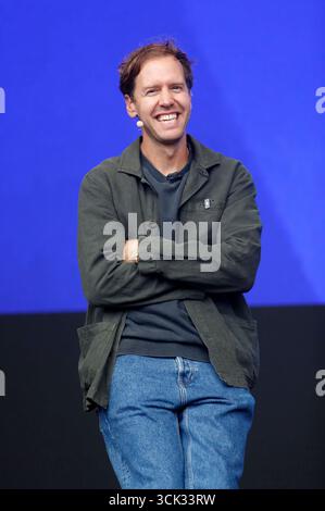 Sebastian Vettel auf der IAA Mobility 2025 in der Messe München. München, 09.09.2025 *** Sebastian Vettel à l'IAA Mobility 2025 au Messe München Munich, 09 09 09 2025 Foto:xAgenturxWehnertx/xGränzdörferx/xFuturexImagex vettel 5915 Banque D'Images