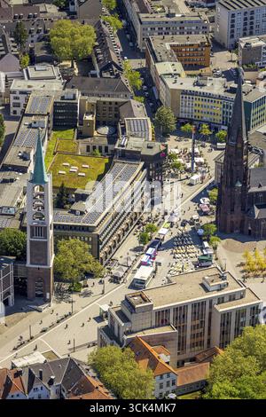 Vue aérienne, Heinrich-Koenig-Platz, Église catholique de nouveaux Augustine, Église protestante de la vieille ville-Emmaus, vieille ville, Gelsenkirchen, région de la Ruhr, RHI Nord Banque D'Images