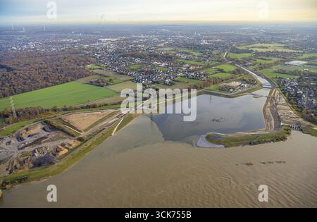 Vue aérienne de la situation de crue à la nouvelle embouchure de l'Emscher dans le Rhin.la marque de haute mer 23.11. Est environ 30cm plus bas que le mardi. Eppi Banque D'Images