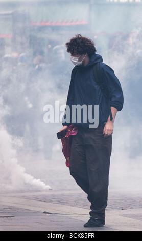 Saint Ouen, Paris, France. 10 septembre 2025. Une manifestation "bloquons tout" a lieu près de Châtelet dans le centre de Paris lors d'un mouvement appelant à un arrêt de la France, le 10 septembre 2025. (Crédit image : © Sadak Souici/ZUMA Press Wire) USAGE ÉDITORIAL SEULEMENT ! Non destiné à UN USAGE commercial ! Banque D'Images