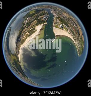 Estuaire de Trave, Baltique Sea spa Kiel-Travemuende, Kiel, port de la mer Baltique, Trave, Luebeck, mer Baltique, Schleswig-Holstein, Allemagne, Europe, phot aérien Banque D'Images