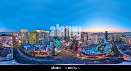 Panorama aérien du Strip de Las Vegas Downtown Nevada Golden Hour 360 Banque D'Images