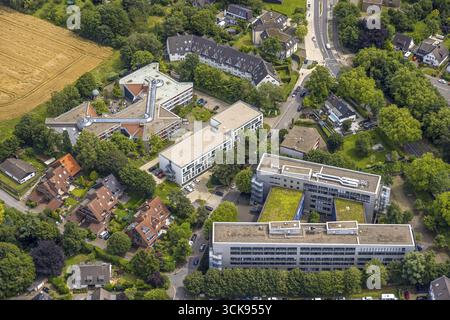 Vue aérienne, Centre d'hébergement central pour réfugiés (ancien immeuble de bureaux), maison de retraite Evangelisches Wohnstift Raadt, Holthausen - Suedost, M Banque D'Images