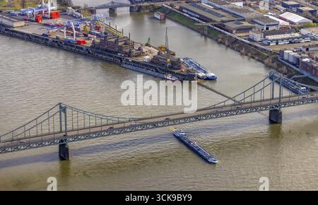 Vue aérienne, pont du Rhin, pont de Krefeld-Uerdinger sur le Rhin, navigation intérieure, port du Rhin Krefeld, Muendelheim, Duisburg, région de la Ruhr, Banque D'Images