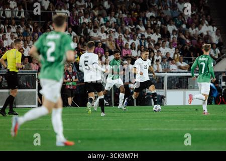 Cologne, Allemagne. 07 septembre 2025. Cologne, Allemagne, 7 septembre 2025 Waldemar Anton (#15 - Allemagne) en duel lors du match des qualifications européennes de l'UEFA opposant Allemagne vs Irlande du Nord au Rhein-Energie-Stadion, à Cologne, Allemagne. (Gabor Baumgarten/SPP) crédit : SPP Sport Press photo. /Alamy Live News Banque D'Images