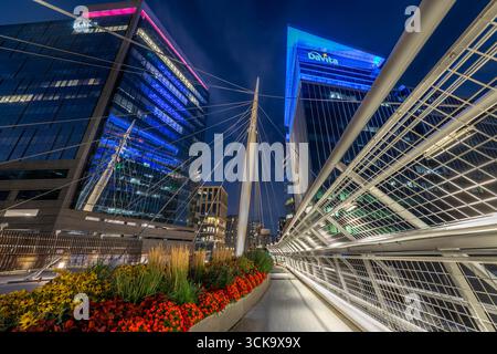 Pont Millennium de Denver la nuit Banque D'Images