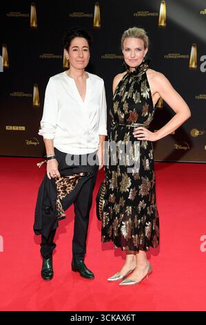 Dunja Hayali und Sarah Tacke BEI der Verleihung des Deutschen Fernsehpreises 2025 in den MMC Studios. Köln, 10.09.2025 Banque D'Images