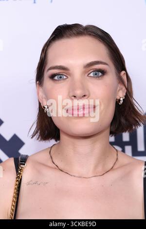 Hollywood, Californie, États-Unis. 10 septembre 2025. L'artiste musicale Nya assiste au 4e Promise2Live Global Livestream Show à l'Avalon Hollywood à Hollywood, en Californie. Crédit : Sheri Determan/Alamy Live News Banque D'Images