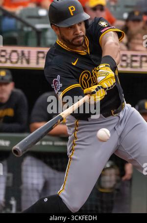 Baltimore, États-Unis. 11 septembre 2025. BALTIMORE, MD - 11 SEPTEMBRE : Tommy Pham (28), vainqueur des Pirates de Pittsburgh, lors d'un match MLB entre les Orioles de Baltimore et les Pirates de Pittsburgh, le 11 septembre 2025, à Oriole Park à Camden Yards, à Baltimore, Maryland. (Photo de Tony Quinn/SipaUSA) crédit : Sipa USA/Alamy Live News Banque D'Images