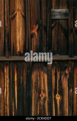 Vieille texture murale en bois altérée Banque D'Images