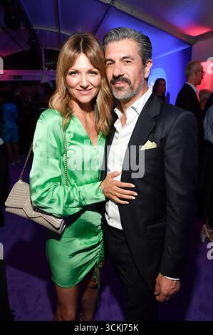 Ella Endlich mit Freund Marius Darschin BEI der Bertelsmann Party 2025 in der Bertelsmann Repräsentanz Unter den Linden. Berlin, 11.09.2025 *** Ella Endlich avec son petit ami Marius Darschin à la fête Bertelsmann 2025 au bureau de représentation Bertelsmann Unter den Linden Berlin, 11 09 2025 Foto :XF.xKernx/xFuturexImagex bertelsmann 5452 Banque D'Images