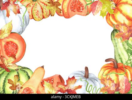 Cadre horizontal coloré avec des citrouilles d'automne, des feuilles d'érable et de chêne. Décoration de moisson d'automne. Clipart de Thanksgiving. Illustration dessinée à la main pour saluer Banque D'Images