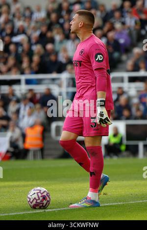 St James Park, Newcastle, Royaume-Uni. 13 septembre 2025. Premier League Football, Newcastle United contre Wolverhampton Wanderers ; Sam Johnstone de Wolverhampton Wanderers crédit : action plus Sports/Alamy Live News Banque D'Images