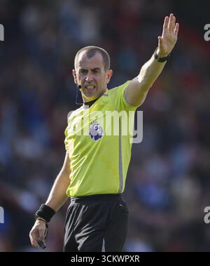 Bournemouth, Royaume-Uni. 13 septembre 2025. Bournemouth, Angleterre, 13 septembre 2025 : arbitre Peter Bankes lors du match de premier League entre Bournemouth et Brighton au Vitality Stadium de Bournemouth, en Angleterre. Crédit : SPP Sport Press photo. /Alamy Live News Banque D'Images