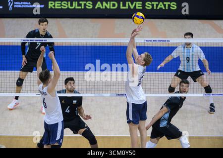 Quezon City, Manille, Philippines. 14 septembre 2025. Finlande vs Argentine en phase de poule lors du Championnat du monde FIVB de volleyball masculin 2025 à Manille, Philippines. L'Argentine gagne dans un match de 5 sets. (Crédit image : © Jayne Russell/ZUMA Press Wire) USAGE ÉDITORIAL SEULEMENT ! Non destiné à UN USAGE commercial ! Banque D'Images