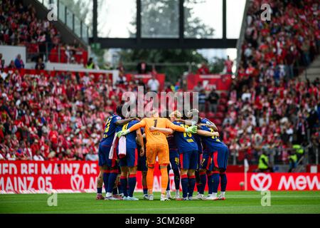 MAINZ, ALLEMAGNE - 13 SEPTEMBRE 2025 : - le match de la Bundesliga 1. FSV Mainz 05 vs RB Leipzig à Mewa Arena. Banque D'Images