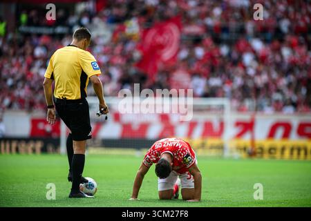 MAINZ, ALLEMAGNE - 13 SEPTEMBRE 2025 : - le match de la Bundesliga 1. FSV Mainz 05 vs RB Leipzig à Mewa Arena. Banque D'Images