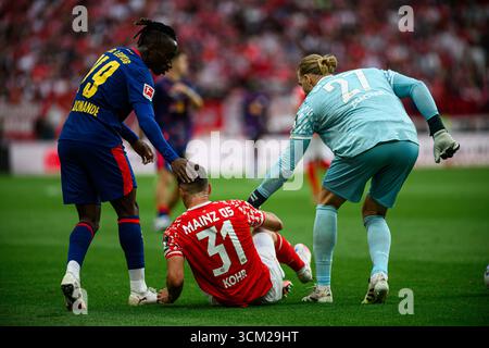 MAINZ, ALLEMAGNE - 13 SEPTEMBRE 2025 : - le match de la Bundesliga 1. FSV Mainz 05 vs RB Leipzig à Mewa Arena. Banque D'Images