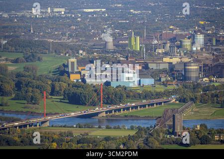Vue aérienne, pont autoroutier A42 sur le Rhin, pont ferroviaire Haus-Knipp et tour Rheinpreussen puits de mine 8 Gerdt (en bas à droite), thysse Banque D'Images