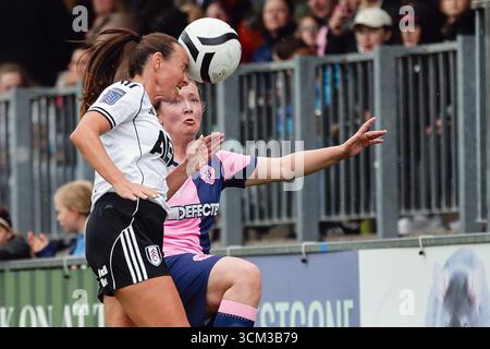 Londres, Royaume-Uni. 14 septembre 2025. Action pendant le match de la FA Womens National League Division One South East entre Dulwich Hamlet et Fulham à Champion Hill. Crédit : Liam Asman/Alamy Live News Banque D'Images