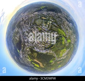 Photo aérienne, expéditeur Unterm, tour d'émetteur Giersberg, globe, tir fisheye, prise de vue à 360 degrés, Tiny World, Siegen-Kernband, Siegen, Sauerland, Nord Banque D'Images