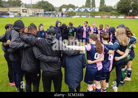 Londres, Royaume-Uni. 14 septembre 2025. Au cours de la FA Womens National League Division un match du Sud-est entre Dulwich Hamlet et Fulham à Champion Hill. Crédit : Liam Asman/Alamy Live News Banque D'Images