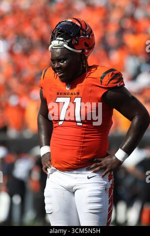 Cincinnati, Ohio, États-Unis. 14 septembre 2025. Les Cincinnati Bengals OT Amarius Mims pendant la deuxième SEMAINE de la saison régulière NFL entre les Cincinnati Bengals et les Jacksonville Jaguars à Cincinnati, Ohio. Kevin Schultz/CSM/Alamy Live News Banque D'Images