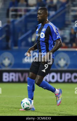 Montréal, Ciudad de Mexico, Canada. 13 septembre 2025. Prince Owusu #9 de CF Montréal impact dribble la balle lors du match de la Ligue majeure de soccer entre CF Montréal impact et Louis City SC au stade Saputo. Le 13 septembre 2025 à Montréal, Canada. (Crédit image : © Horacio Zamora Rios/eyepix via ZUMA Press Wire) USAGE ÉDITORIAL SEULEMENT ! Non destiné à UN USAGE commercial ! Banque D'Images