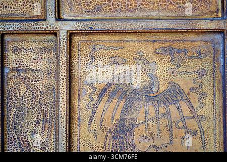 Peintures fanées dans le Chengde Imperial Mountain Resort Palace, un complexe de parcs de forêts, de lacs, de palais et de temples Banque D'Images