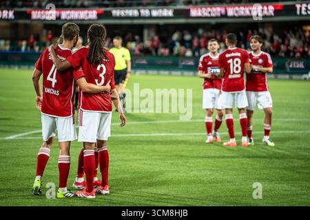 Silkeborg, Danemark. 14 septembre 2025. Les joueurs de Silkeborg SONT vus après le coup de sifflet final du 3F Superliga match entre Silkeborg IF et Odense BK au Jysk Park à Silkeborg. Banque D'Images