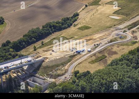 Vue aérienne, chantier Angerbachtalbruecke, nouveau tronçon autoroutier de l'A44, fermeture de l'écart entre Ratingen-Ost et Velbert, Heiligenhaus, Ruhr Banque D'Images