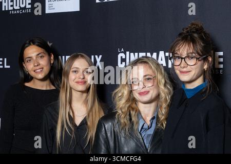 Paris, France. 15 septembre 2025. Valentina Vezzoso, Lilas-Rose Gilbert, Marine Gesber, Clara Pacini assiste à la première du film « la Tour de glace » à la Cinémathèque française le 15 septembre 2025 à Paris. Photo de Nasser Berzane/ABACAPRESS.COM crédit : Abaca Press/Alamy Live News Banque D'Images