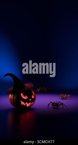 Citrouille d'Halloween de format vertical avec le visage sculpté qui brille dans l'obscurité avec des araignées rampant à proximité. Parfait pour les bannières saisonnières de médias sociaux et STO Banque D'Images