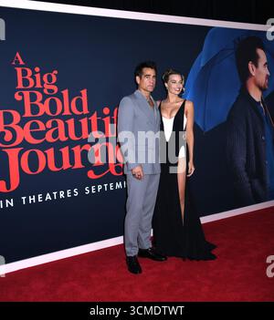 15 septembre 2025, New York, NY, États-Unis : Colin Farrell et Margot Robbie assistent à la première New-yorkaise de 'A Big Bold Beautiful Journey'. Tenue à l'AMC Lincoln Square à New York. Photo image Press/Zuma Press 15 septembre 2025 (crédit image : © photo image Press via ZUMA Press Wire) USAGE ÉDITORIAL SEULEMENT ! Non destiné à UN USAGE commercial ! Banque D'Images