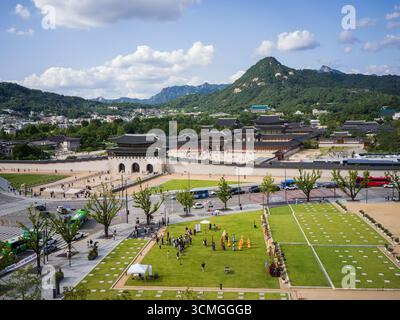 Gyeongbokgung est un ancien palais royal de Séoul, en Corée du Sud. Fondé en 1395, il fut le premier palais royal de la dynastie Joseon Banque D'Images