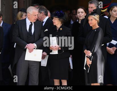 Londres, Royaume-Uni. 16 septembre 2025. Le prince Andrew, duc d'York, la princesse Anne et Sophie, duchesse d'Édimbourg aux funérailles de la duchesse de Kent, cathédrale de Westminster. Crédit : Doug Peters/EMPICS/Alamy Live News Banque D'Images