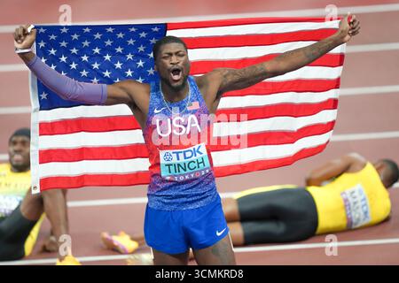 Tokyo (26 septembre 2025). L’athlète américaine Cordell Tinch remporte la médaille d’or 110 haies. Championnats du monde d'athlétisme, Tokyo 2025. Crédit : Mariano Garcia/Alamy Live News Banque D'Images