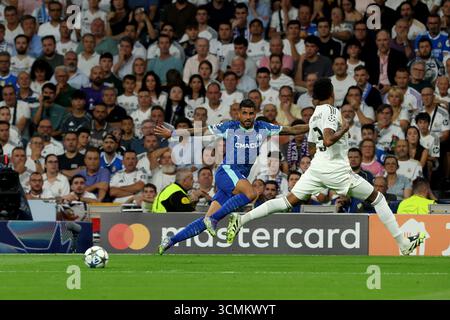 Madrid, Royaume d'Espagne - 16 septembre 2025 - le Real Madrid a battu Marseille 2-1 lors de la première journée de Ligue des Champions. Le Real Madrid a marqué des buts contre Kylliam Mbappe en 28  et 88 . Marseille a marqué un but contre Timothy Weah en 22 . Photo : Juan Carlos Rojas Banque D'Images