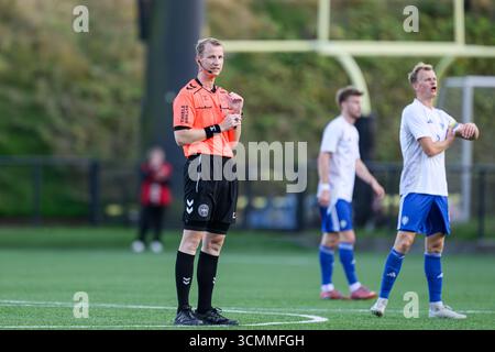Gentofte, Danemark. 16 septembre 2025. Arbitre Jacob Kobberrod vu lors du match de coupe Oddset Pokalen entre HIK et Randers FC au Gentofte SportsPark à Gentofte. Crédit : Gonzales photo/Alamy Live News Banque D'Images