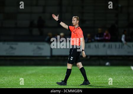 Gentofte, Danemark. 16 septembre 2025. Arbitre Jacob Kobberrod vu lors du match de coupe Oddset Pokalen entre HIK et Randers FC au Gentofte SportsPark à Gentofte. Crédit : Gonzales photo/Alamy Live News Banque D'Images